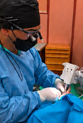 Cirugía de implantes asistida por robot en la Facultad de Odontología UCM